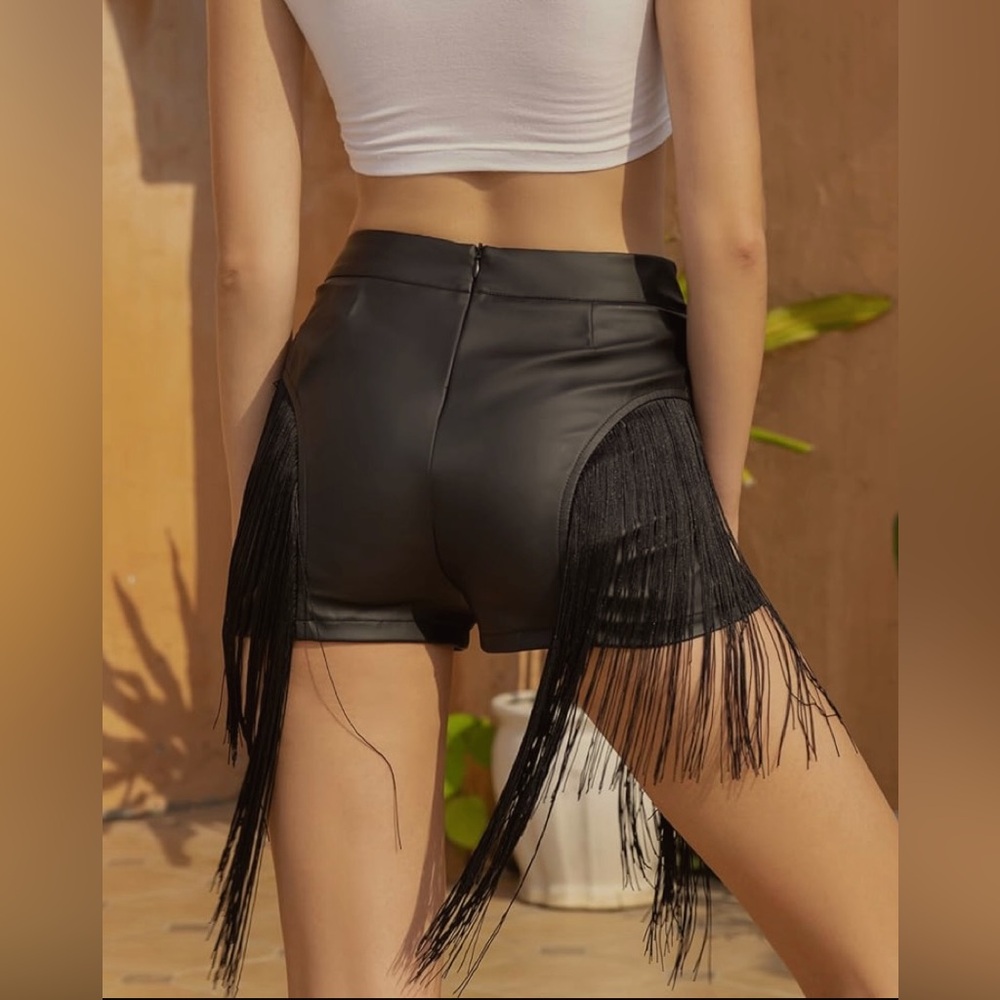 NWOT RAMISU Womens High Waisted Faux Leather Tassels Shorts Casual Fringe,